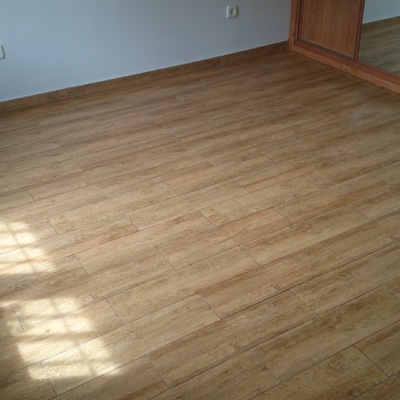 Suelo ceramico imitación a tarima