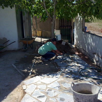 SUELO PIEDRA NATURAL EN NOU VENDRELL