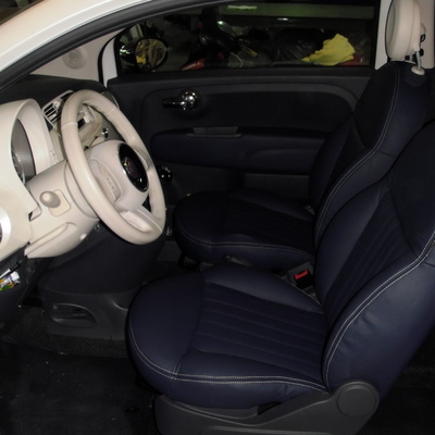 Tapizado de FIAT 500 en piel azul