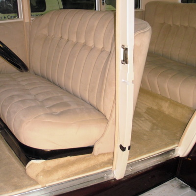 Tapizado interior de vehículo clásico 