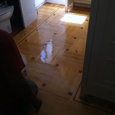 TARIMA ESPECIAL A CUADROS