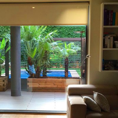 tarima exterior sintetica, jardinería