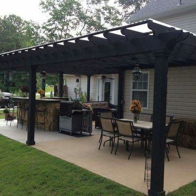 Pergola de madera en Chalé