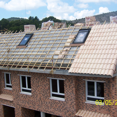 TEJADOS CON RASTRELES