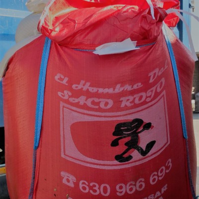 Sacos de escombro EL HOMBRE DEL SACO ROJO
