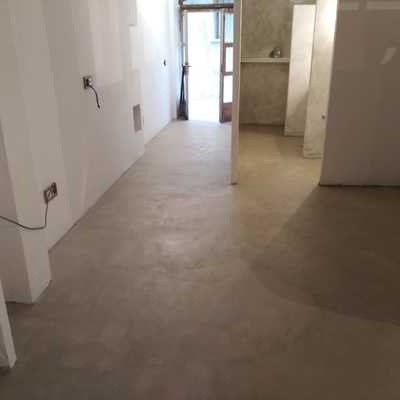 revestimiento de suelo en microcemento