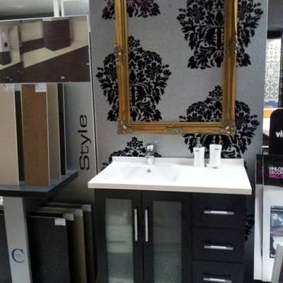 Tienda Ceramica , decoracion y sevicios de Arquitectura e interiorismo y Reforma Sevilla