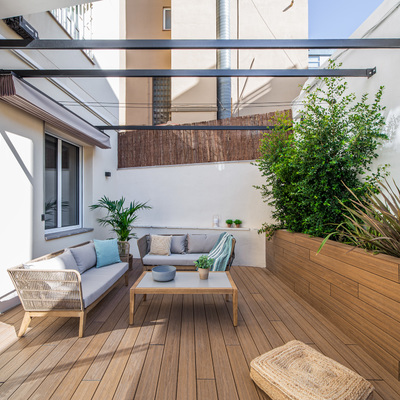 Toldo Corredero entre Paredes Recogido