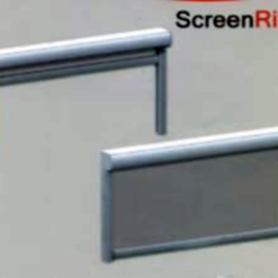 Toldos Verticales con Cofre y Guías. Con Cremallera en la Guía