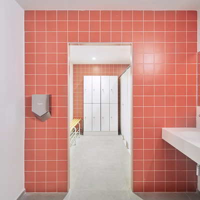 Reconversión de unos trasteros en aparcamiento para vehículos ligeros en un edificio de oficinas propiedad de Inmobiliaria Colonial.