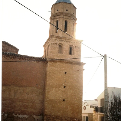 Torre de la Iglesia Ya restaurada