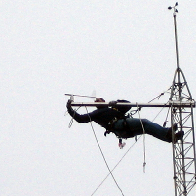 Trabajo en Altura Estación Meteorologica