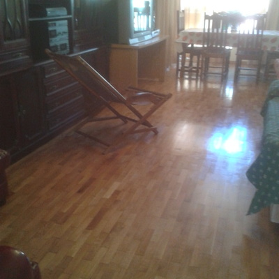 Lijado y barnizado parquet