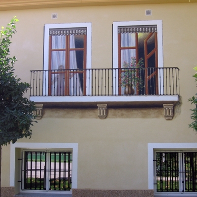 Trampantojo en fachada