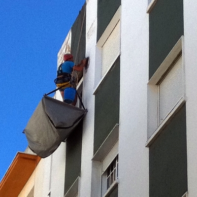 Tratamiento de fisuras en fachada