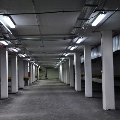 TUBO LED GARAJES