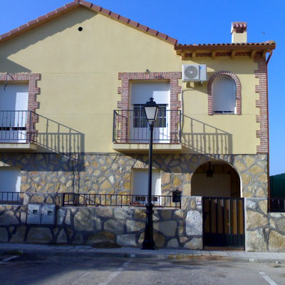 Urbanizacion La Picota, La Adrada