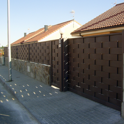 Valla de chapa trenzada