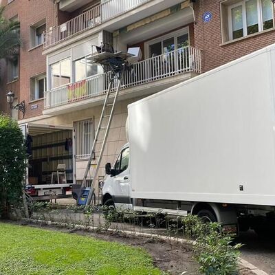 MUDANZA DE OFICINA CON EL MONTAMUEBLES