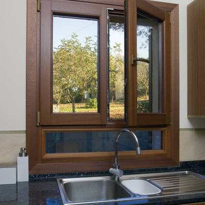 Ventana en madera perfil europeo