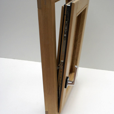 VENTANA OSCILO-BATIENTE