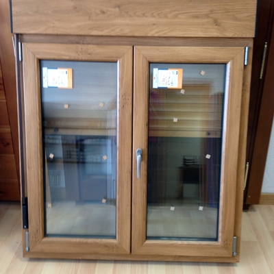 Ventana PVC. O MADERA, CON PERSIANA