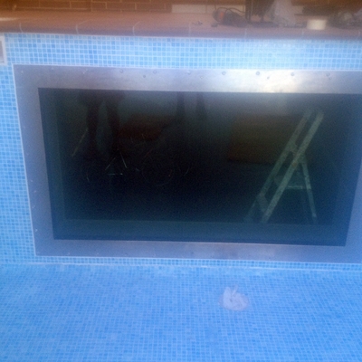 VENTANA SUB-ACUATICA PARA PISCINA