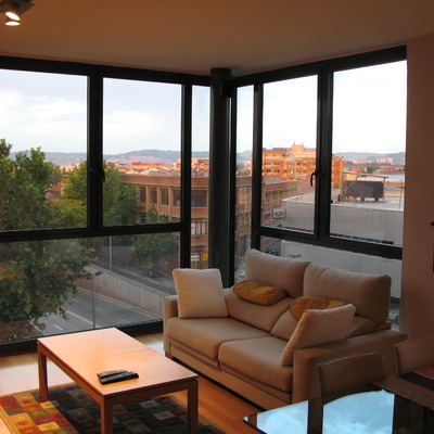 Ventanas oscilobatientes/Finestres oscil·lobatent