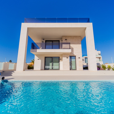 VILLA DE LUJO MINIMALISTA