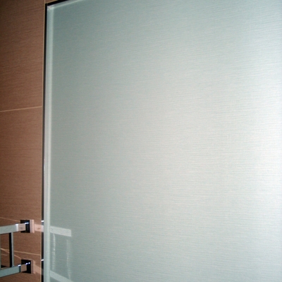 VINILO EN BAÑO HOTEL