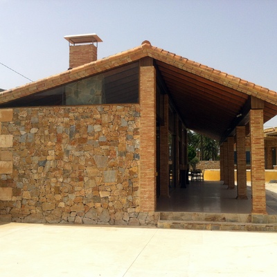 Vista de la barbacoa desde el exterior