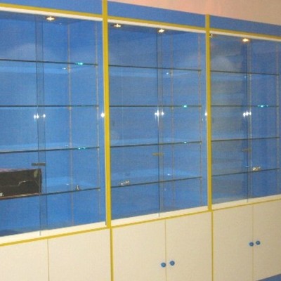 Vitrinas con puertas correderas