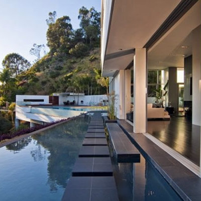 VIVIENDA EN DESNIVEL