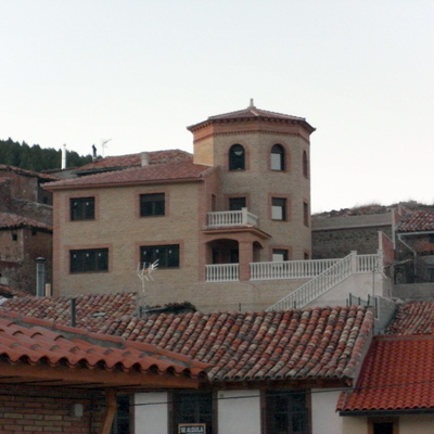 VIVIENDA EN MONTALBAN