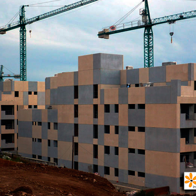 Vivienda plurifamiliar de más de 40 viviendas