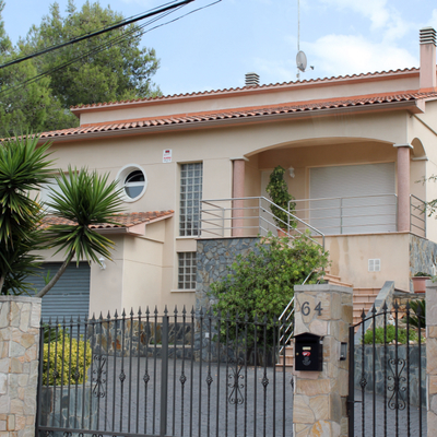 VIVIENDA UNIFAMILIAR AISLADA 180 M2