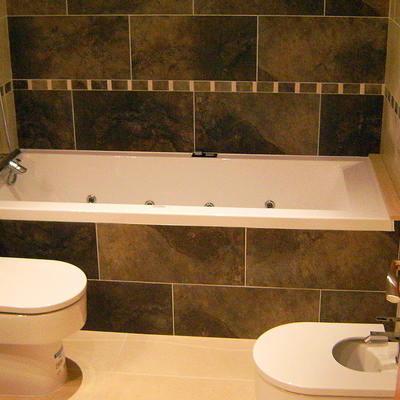 Vivienda unifamiliar aislada. Baño1 bañera