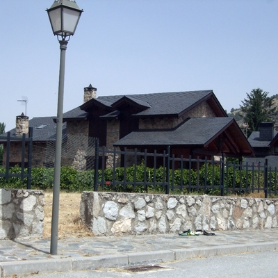 VIVIENDA UNIFAMILIAR EN SAN RAFAEL 