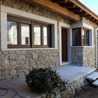 VIVIENDA UNIFAMILIAR EN ZAPARDIEL DE LA RIBERA  (AVIILA)