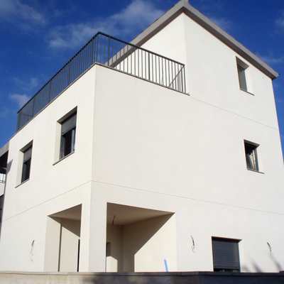 VIVIENDA UNIFAMILIAR