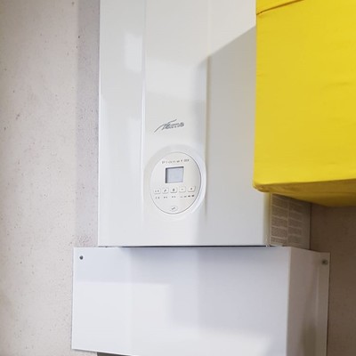 INSTALACIÓN CALDERA SIME