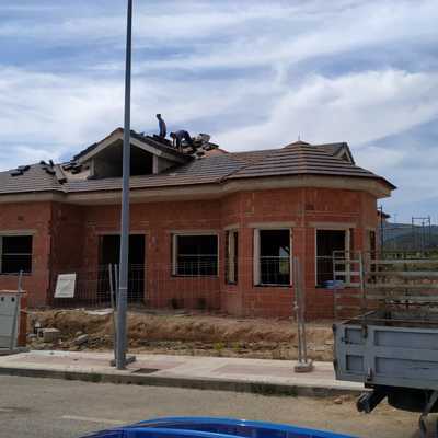 VIVIENDA UNIFAMILIAR