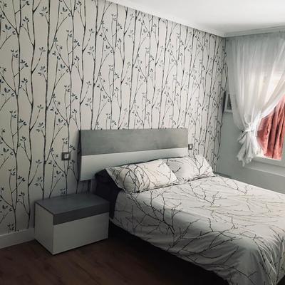 colocación de papel decorativo finalizado