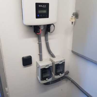 Inversores con protecciones