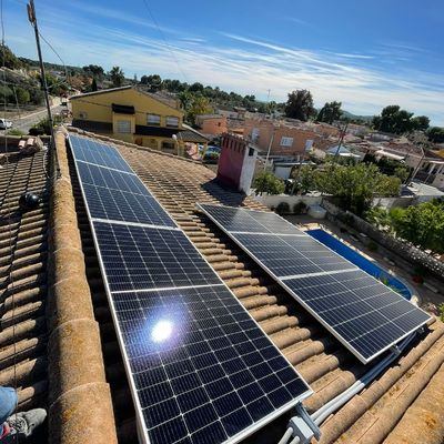 Instalación fotovoltaica Chiva