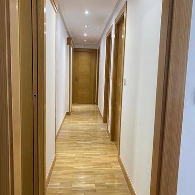 Rehabilitación de pintura en pasillo