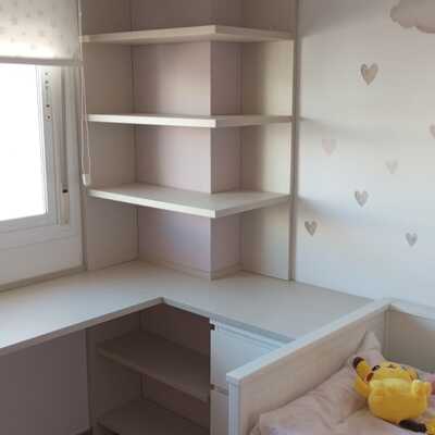 Pladur: estantería a medida