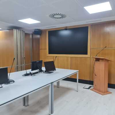 salón de actos del servicio de armada marina