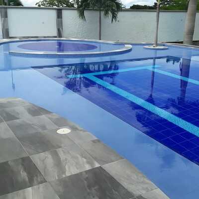 Construcción de piscina