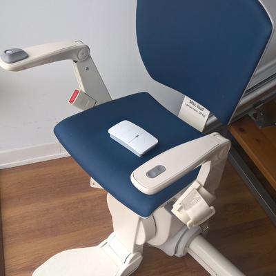 SILLA SALVAESCALERAS